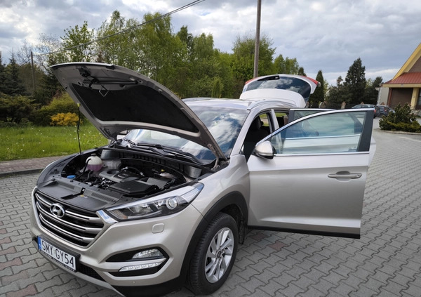 Hyundai Tucson cena 73200 przebieg: 75000, rok produkcji 2017 z Żabno małe 154